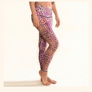 Teeki (Gold awakening) yoga pants